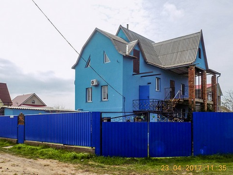 Гостьовий бдинок 